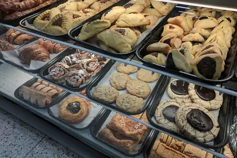 Tuga Pastries photo 3